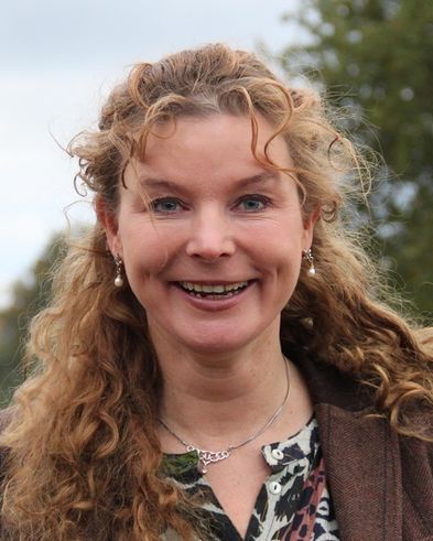 Pasfoto van Karin Verwielen