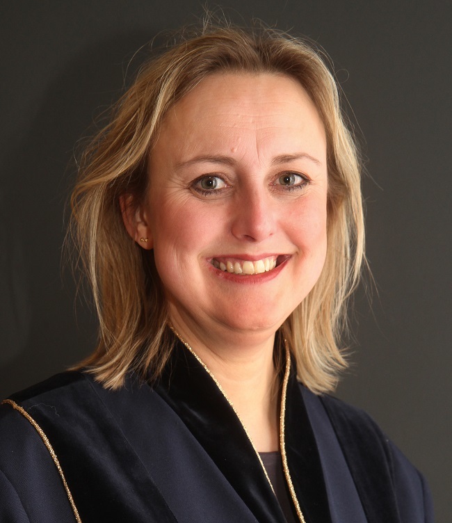 Trouwambtenaar Hanneke van Dreumel